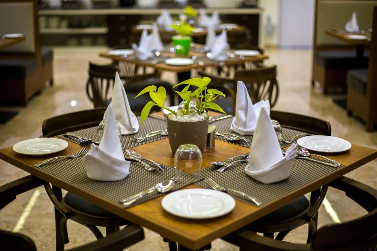 Hotel The Fern Residency Vijayapura Bijāpur Zewnętrze zdjęcie