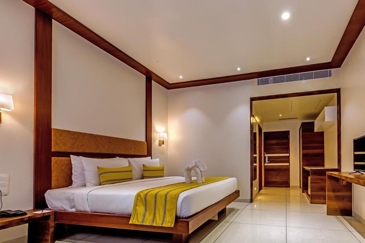 Hotel The Fern Residency Vijayapura Bijāpur Zewnętrze zdjęcie